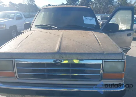 1993 Ford Explorer from USA, damaged, VIN 1FMDU34X3PUC79277